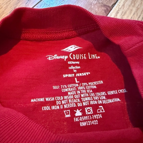 Disney Cruise Line Spirit Jersey Red White Glitter Sailor Striped Sz L NWT FLAW - Picture 7 of 14